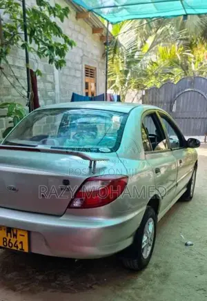 Kia Rio 2000 Car (Used)