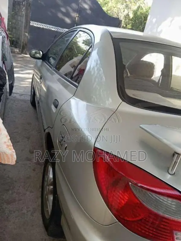 Kia Rio 2000 Car (Used)