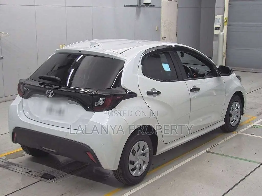 Toyota YarisX 2023 Car Unregistered (Recondition)