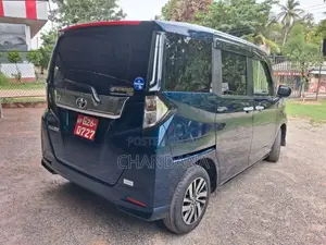 Toyota Roomy Custom G 2023 Car Unregistered (Recondition)