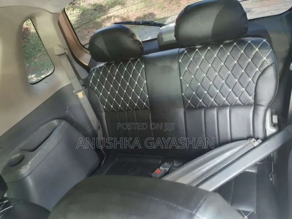 Kia Carens 2000 Car (Used)