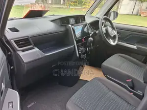 Toyota Roomy Custom G 2023 Car Unregistered (Recondition)