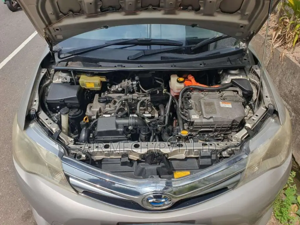 Toyota Axio 2014 Car (Used)
