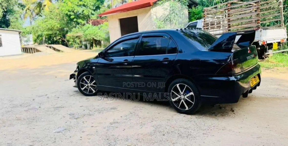 Mitsubishi Lancer 2002 Car (Used)
