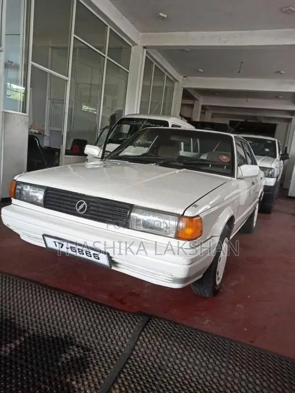 Nissan E-B12 Sunny 1988 Car (Used)