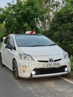 Toyota Prius S Led 2012 Car (Used)