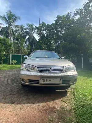 Nissan N17 2008 Car (Used)