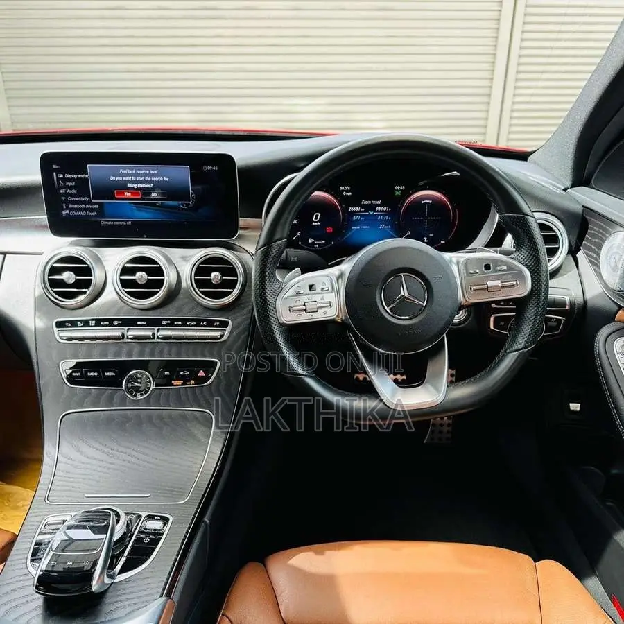 Mercedes-Benz C200 2018 Car (Used)