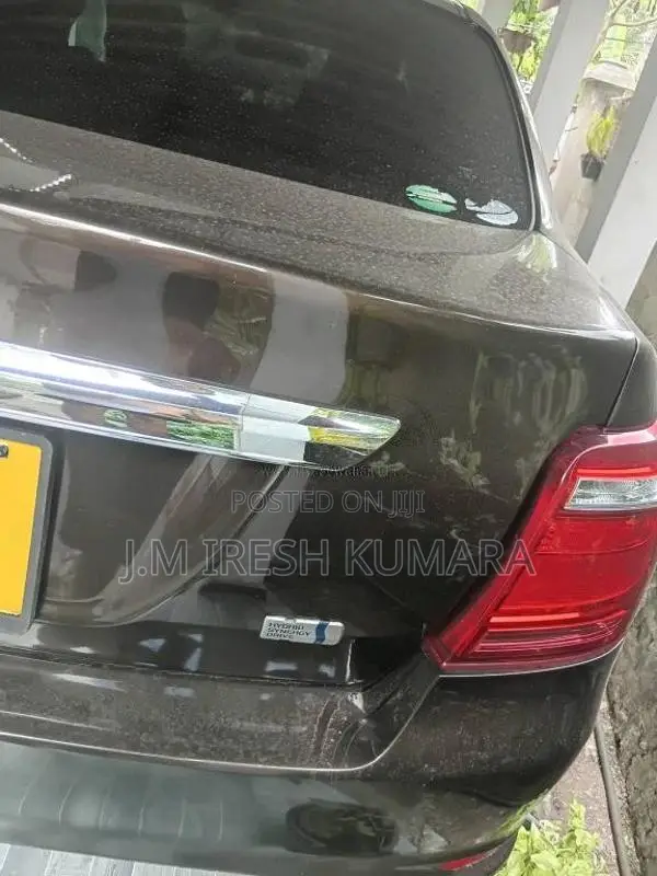 Toyota Axio Hybrid 2016 Car (Used)