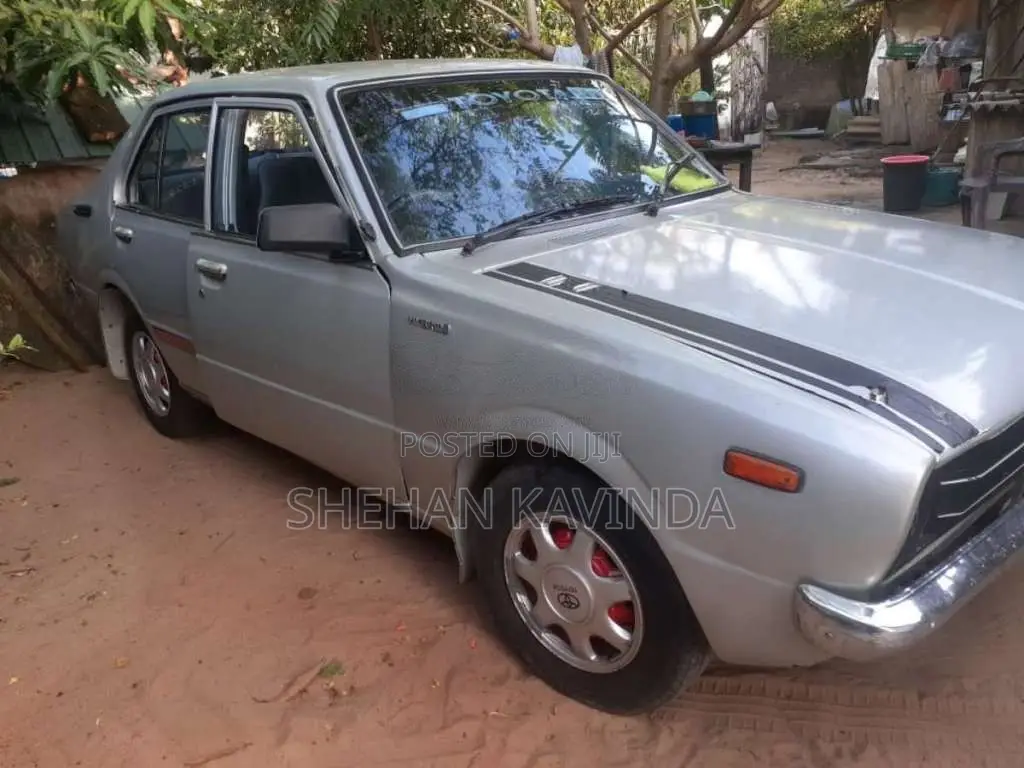 Toyota Corolla 1976 Car (Used)