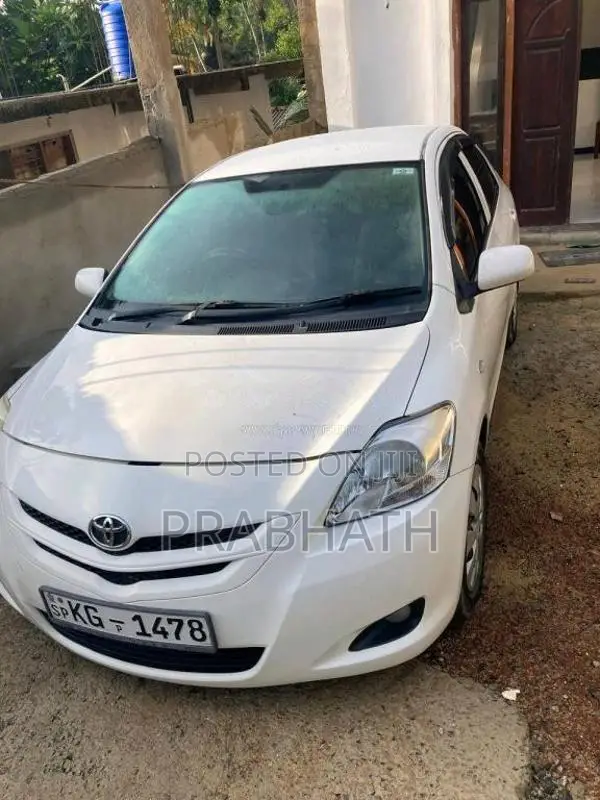 Toyota Yaris 2008 Car (Used)