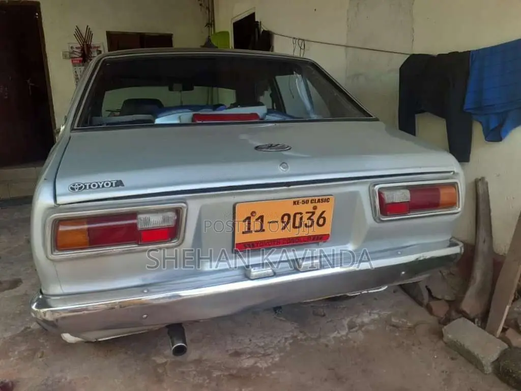Toyota Corolla 1976 Car (Used)