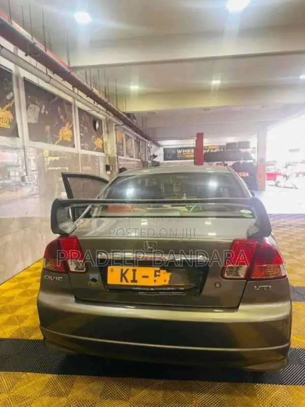 Honda Civic 2005 Car (Used)