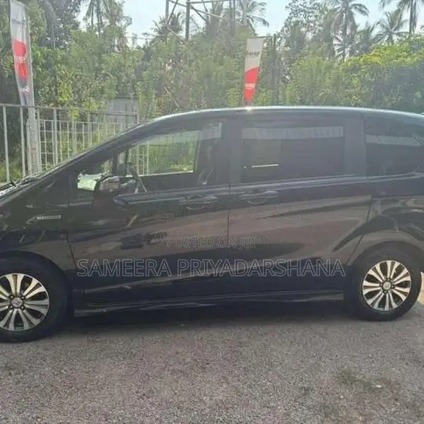 Honda Freed 2013 Car (Used)
