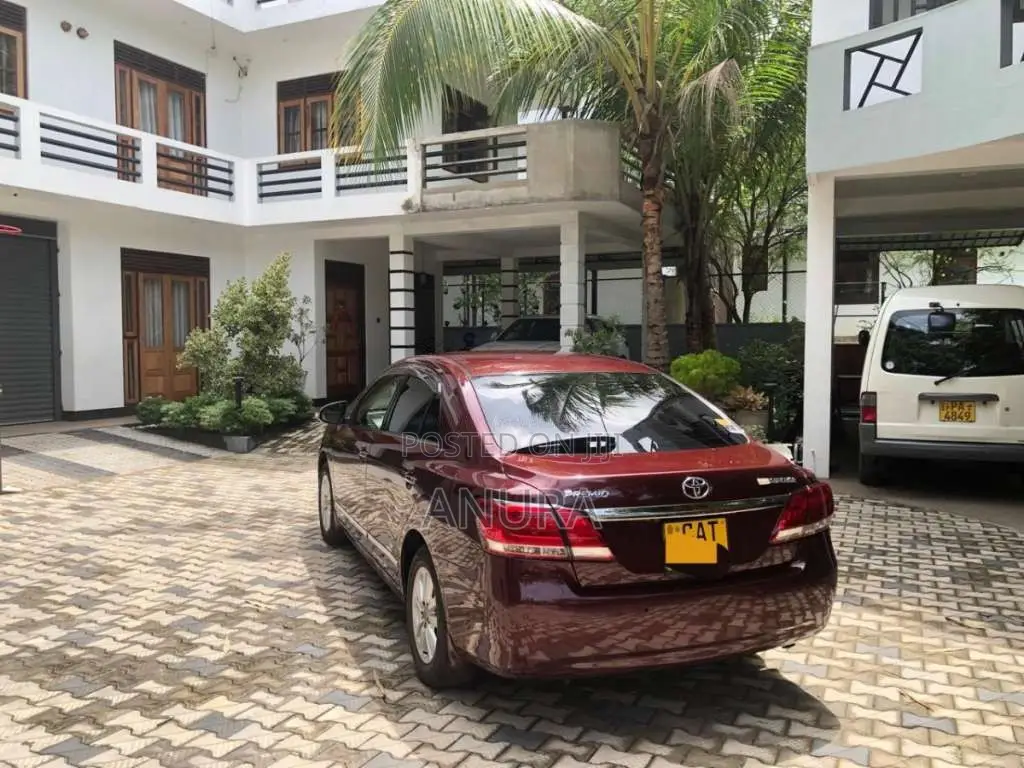 Toyota Premio 2017 Car (Used)