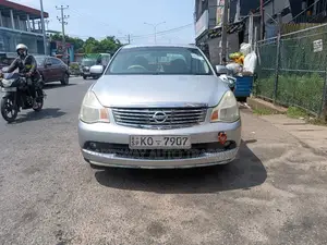 Nissan Bluebird 2011 Car (Used)