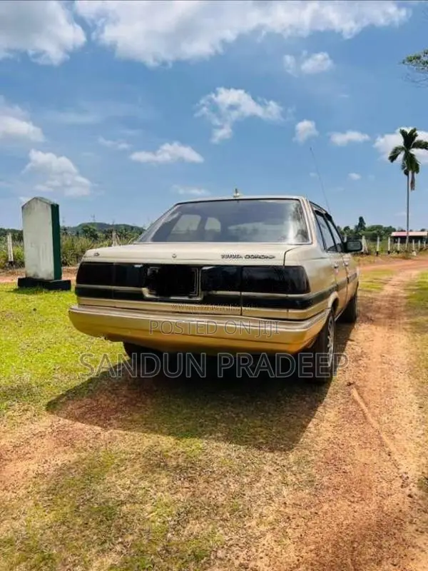 Toyota Corona 1985 Car (Used)