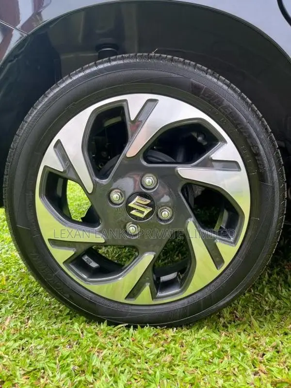 Suzuki Spacia Custom HYBRID XS 2024 Car Unregistered (Recondition)