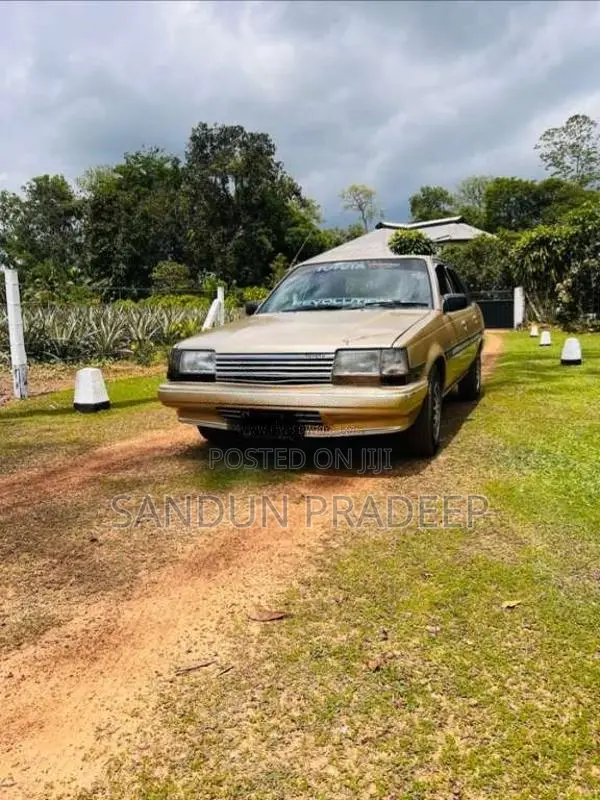 Toyota Corona 1985 Car (Used)