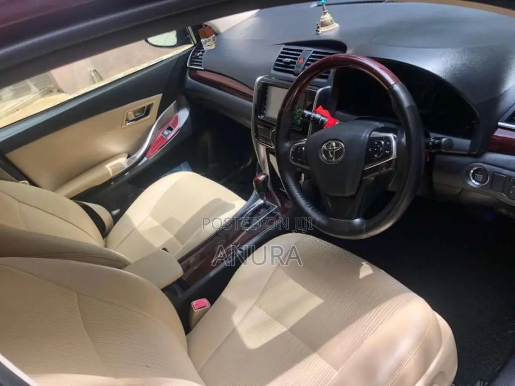 Toyota Premio 2017 Car (Used)