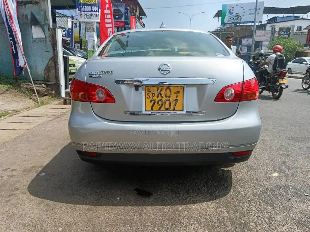 Nissan Bluebird 2011 Car (Used)