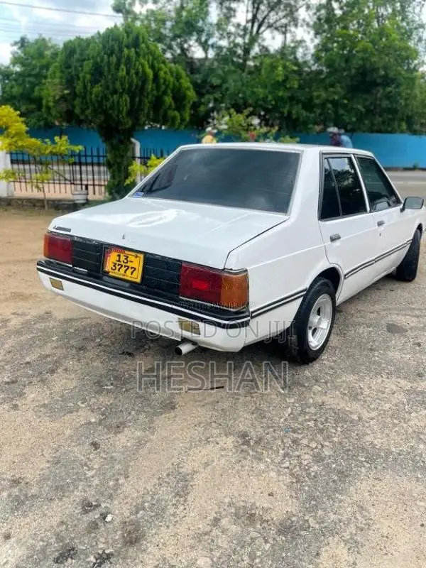 Mitsubishi Lancer Box 1984 Car (Used)