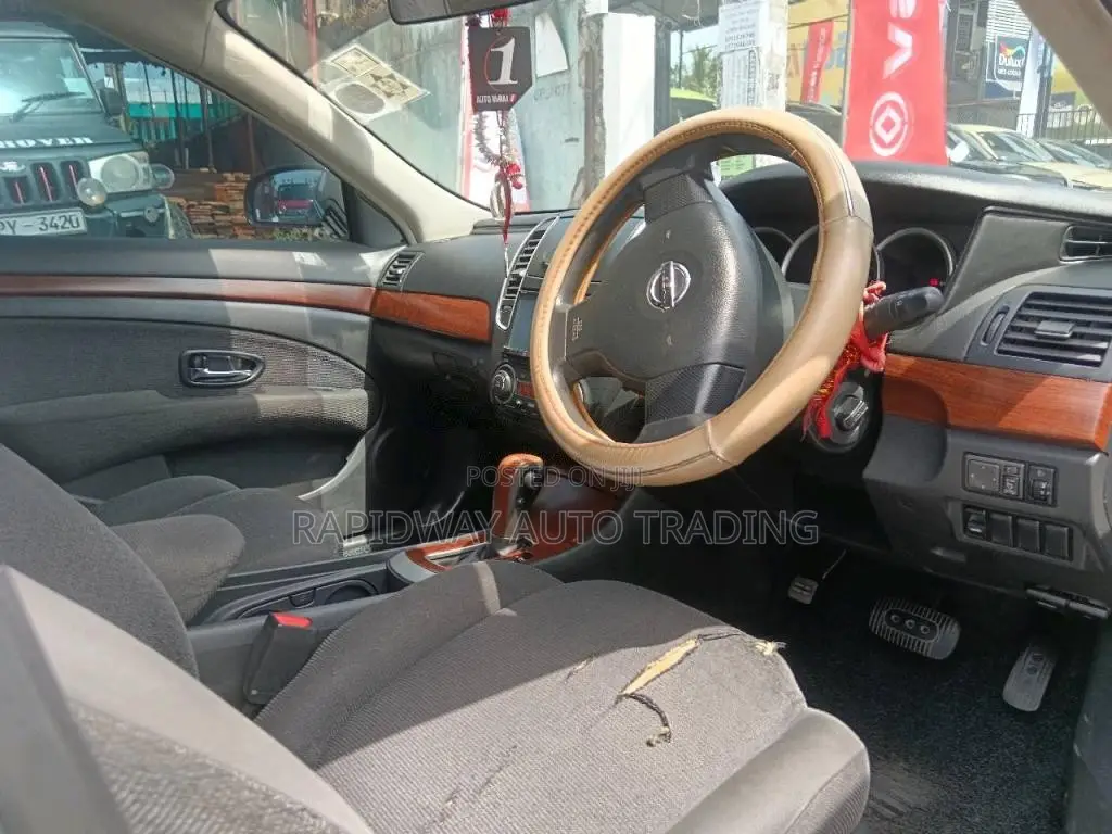Nissan Bluebird 2011 Car (Used)