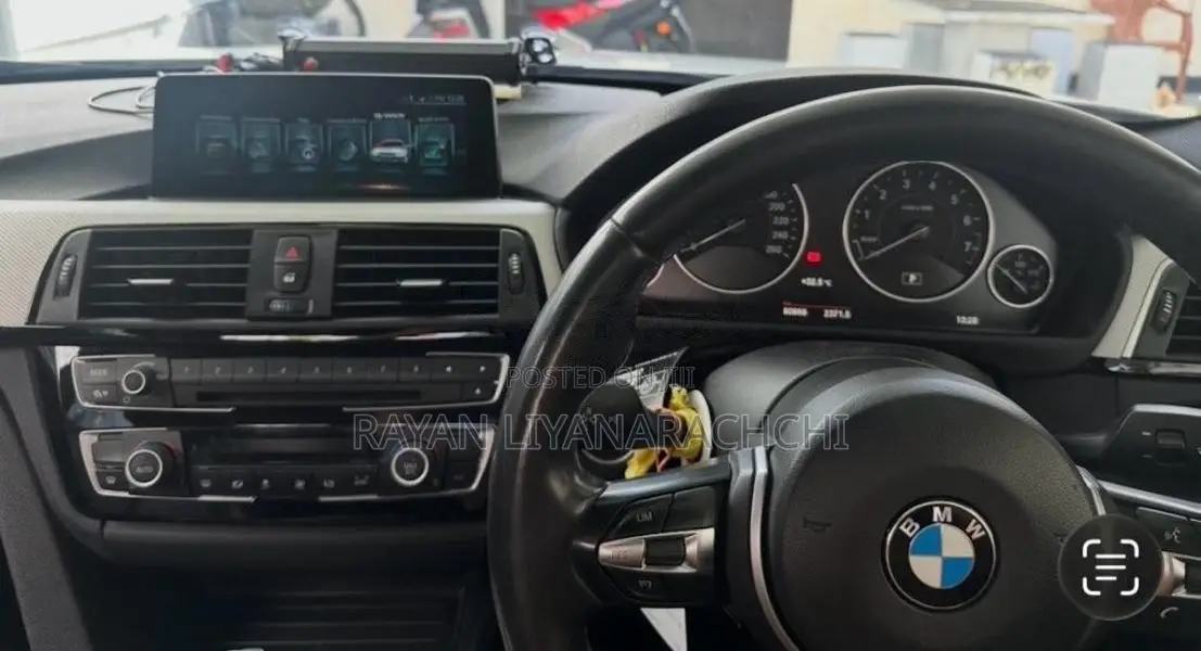 BMW 318i 2016 Car (Used)
