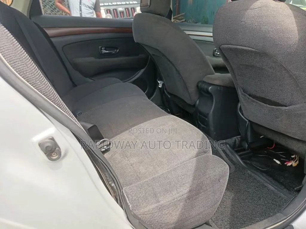 Nissan Bluebird 2011 Car (Used)