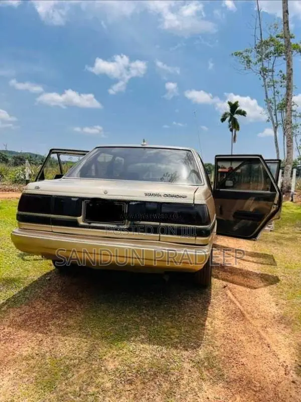 Toyota Corona 1985 Car (Used)