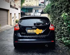 Ford Focus 2013 Car (Used)