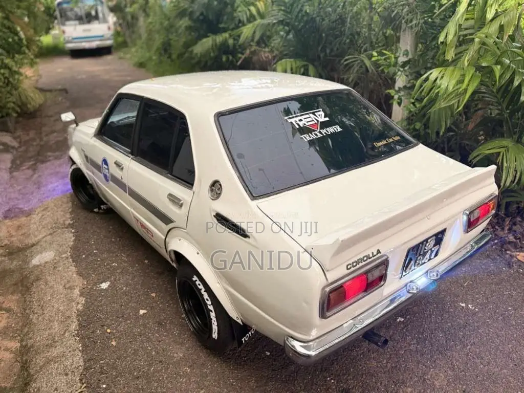 Toyota Corolla 1976 Car (Used)