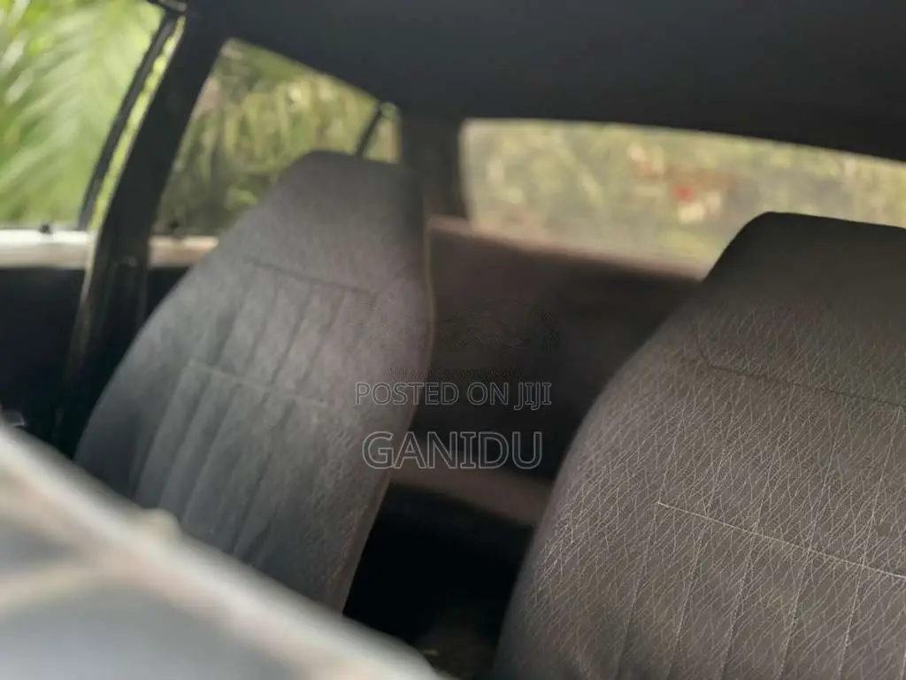 Toyota Corolla 1976 Car (Used)