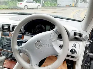 Mercedes-Benz C180 2006 Car (Used)