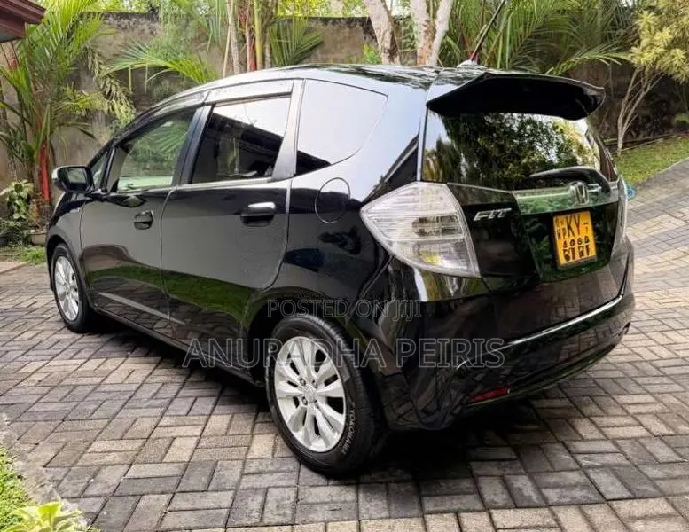 Honda Fit XH Fine Style Navi Premium 2013 Car (Used)