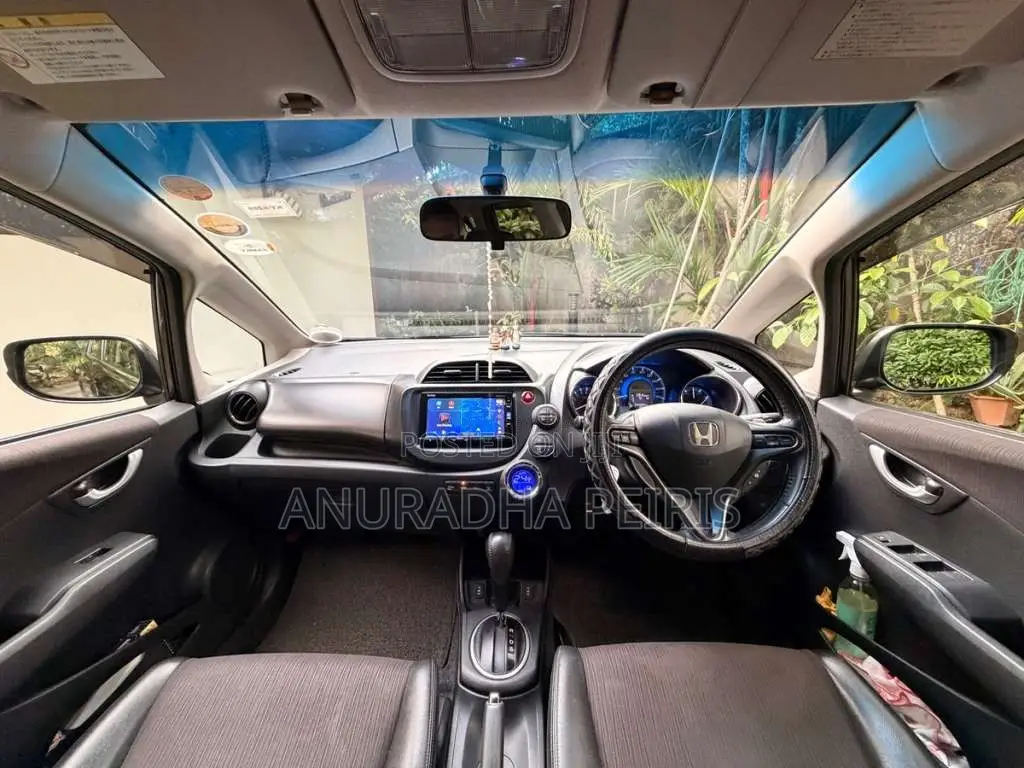 Honda Fit XH Fine Style Navi Premium 2013 Car (Used)