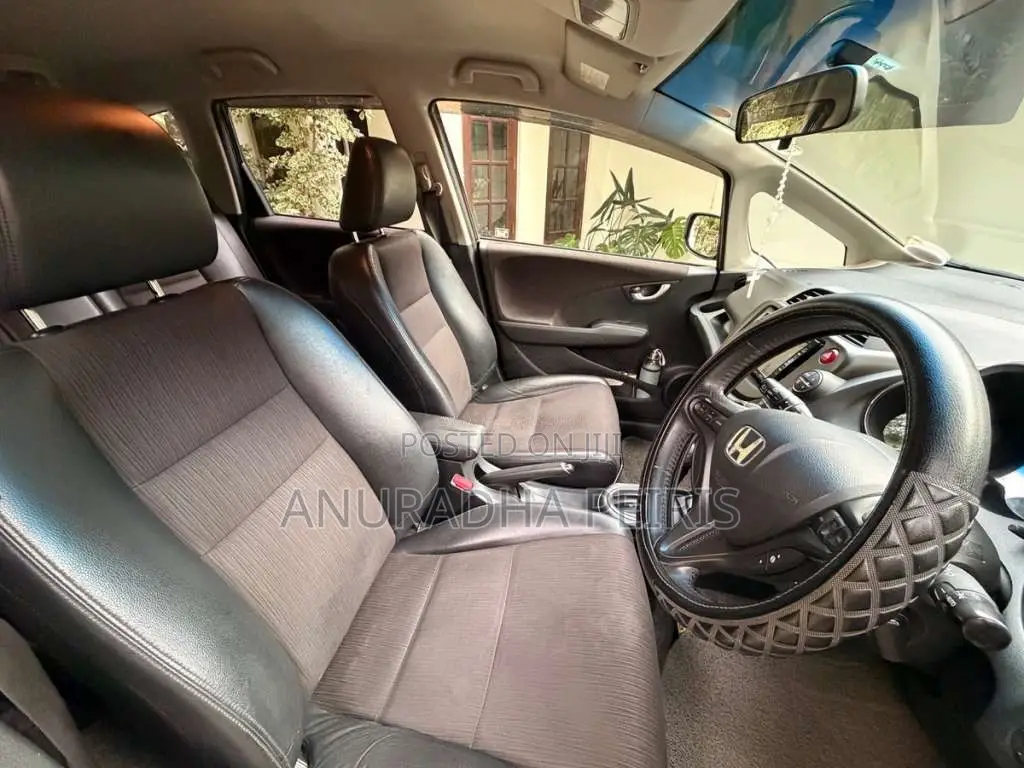 Honda Fit XH Fine Style Navi Premium 2013 Car (Used)