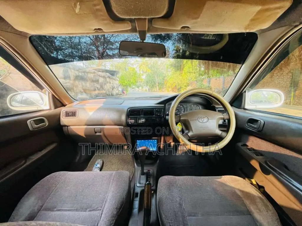 Toyota Corolla 1998 Car (Used)