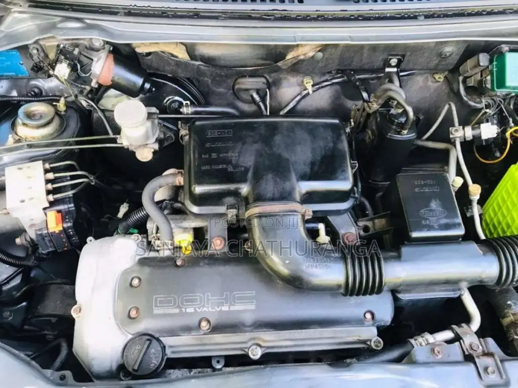 Suzuki Swift 2004 Car (Used)