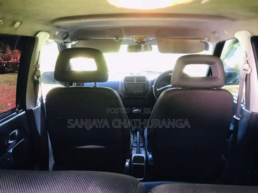 Suzuki Swift 2004 Car (Used)