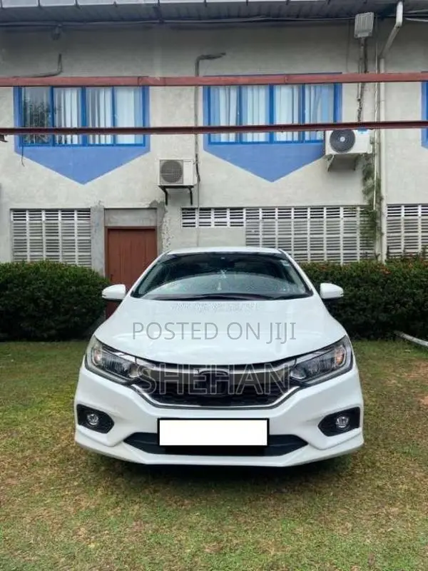 Honda Grace 2014 Car (Used)