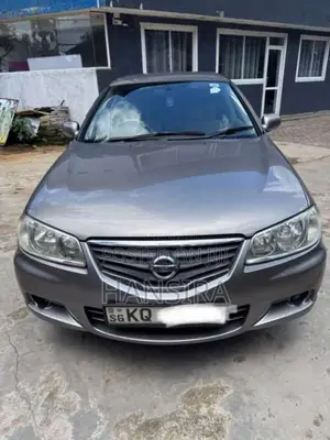 Nissan N16 2011 Car (Used)