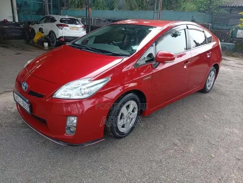 Toyota Prius 3rd Generation 2011 Car (Used)