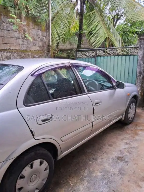 Nissan N17 2007 Car (Used)