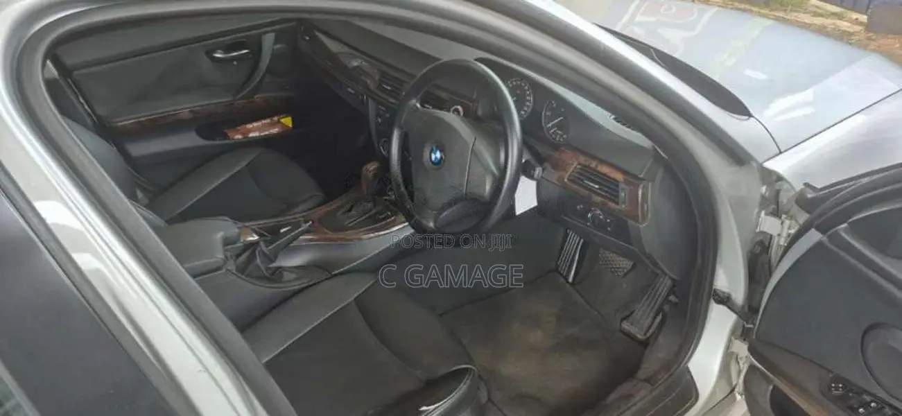 BMW 320i 2008 Car (Used)
