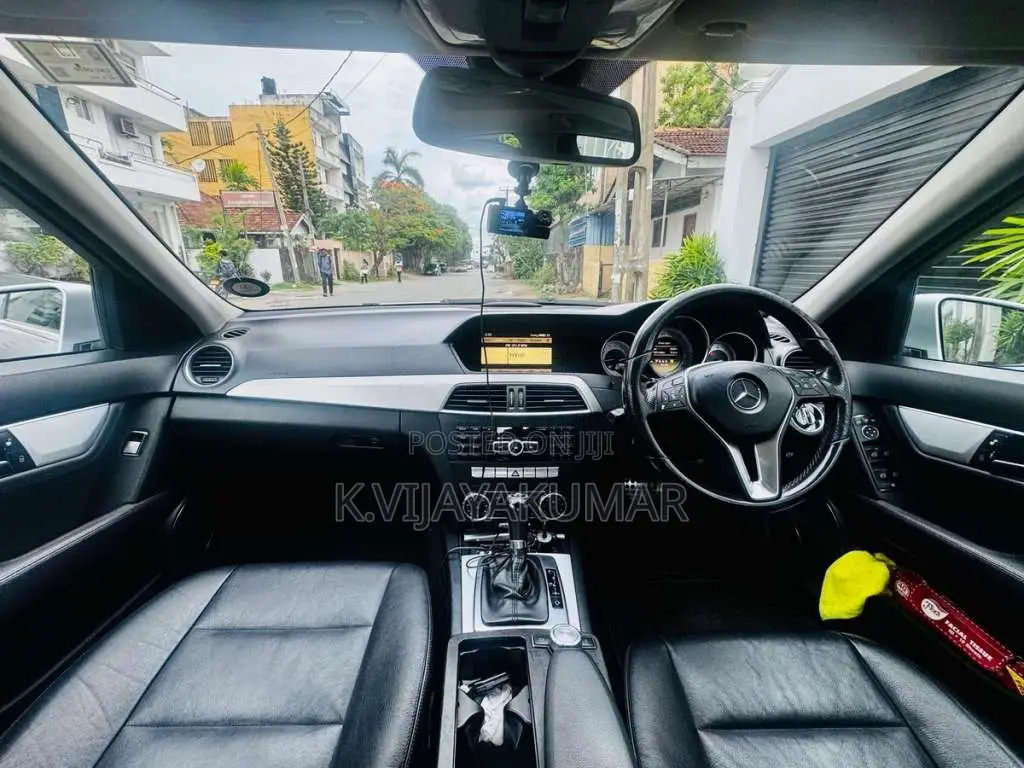 Mercedes-Benz C180 2012 Car (Used)