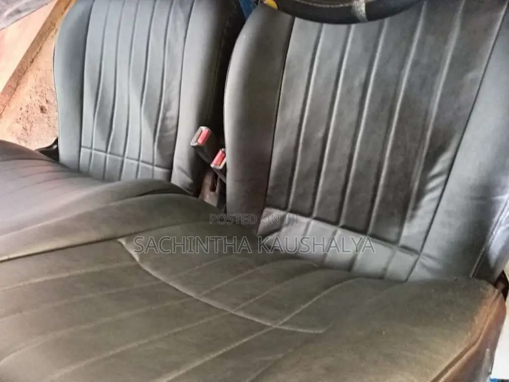Daihatsu Charade 1992 Car (Used)