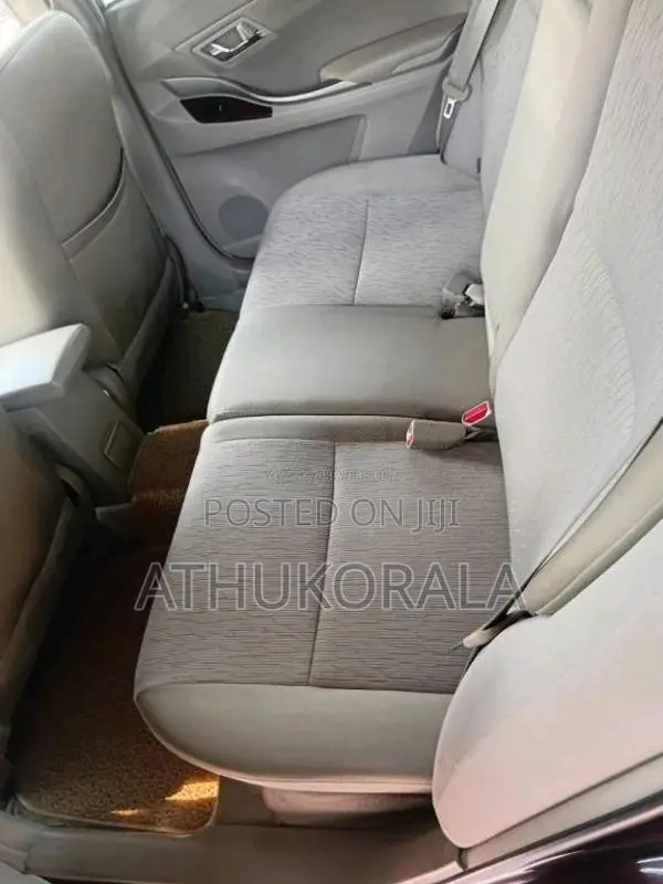 Toyota Premio 2013 Car (Used)