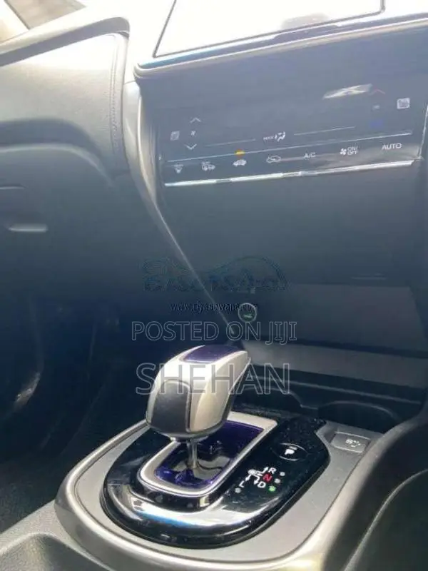 Honda Grace 2014 Car (Used)