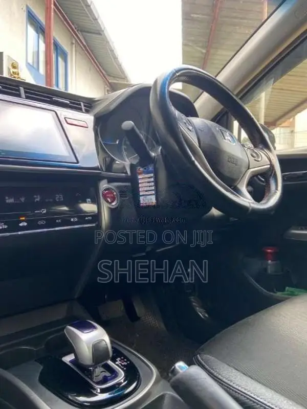 Honda Grace 2014 Car (Used)